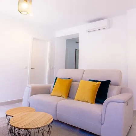 Apartment Calle Pintado 21 Atico